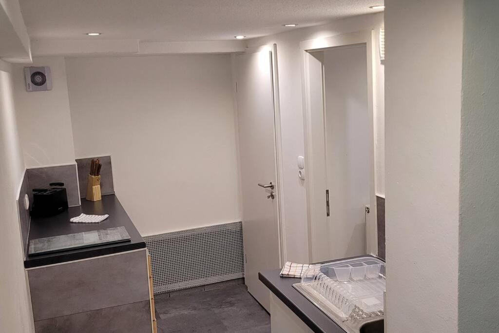 Villa Blanca, W-Lan, Office Leverkusen Kültér fotó